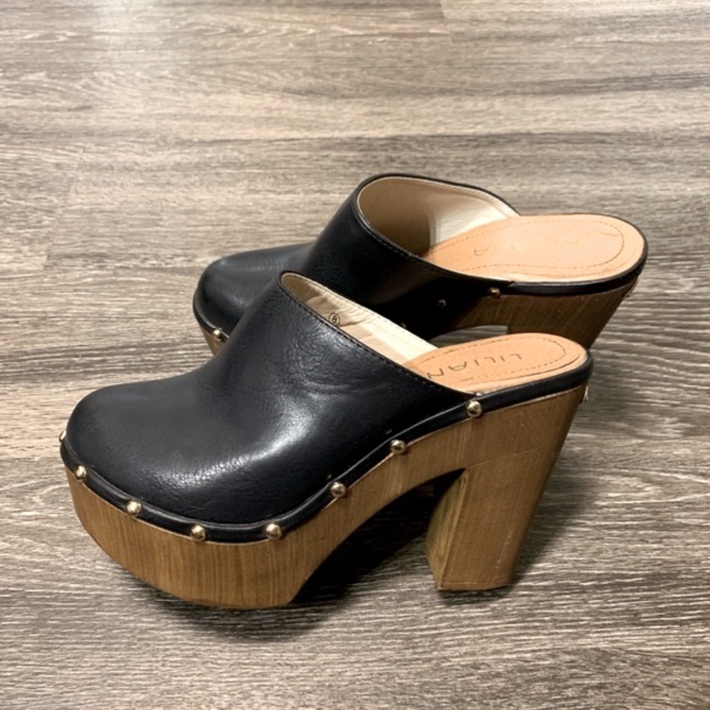 High heel clogs